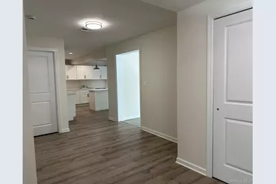 125 W Main Street, Kings Park, NY 11754 - Photo 33