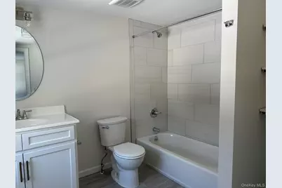 125 W Main Street, Kings Park, NY 11754 - Photo 11