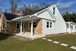 125 W Main St, Kings Park, NY 11754 - Photo 3