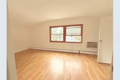 [Address not provided], Stony Brook, NY 11790 - Photo 13