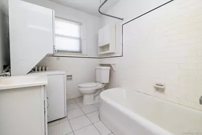 59 Hampton Road, Lynbrook, NY 11563 - Photo 21