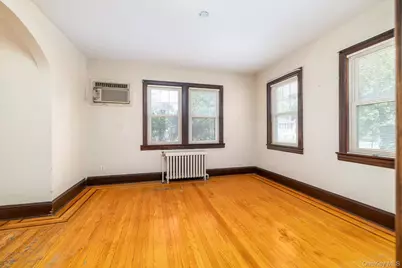 59 Hampton Road, Lynbrook, NY 11563 - Photo 7