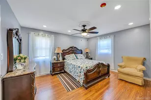 178 Warwick Rd, Elmont, NY 11003 - Photo 5