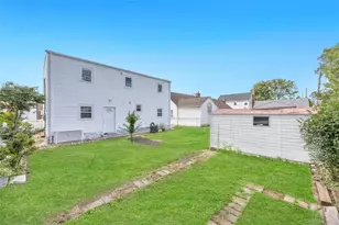178 Warwick Rd, Elmont, NY 11003 - Photo 23
