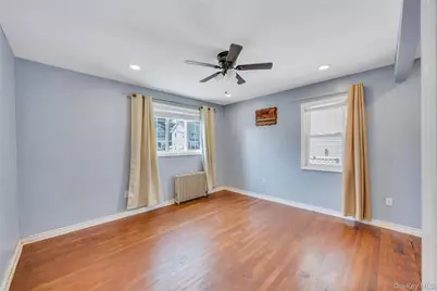 178 Warwick Road, Elmont, NY 11003 - Photo 9