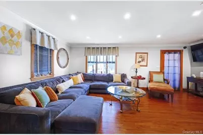 151-46 10th Avenue, Whitestone, NY 11357 - Photo 9