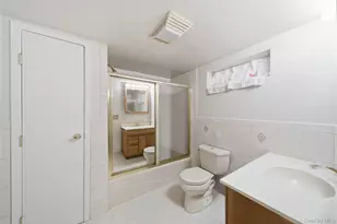 757 Anderson Ave, Franklin Square, NY 11010 - Photo 21