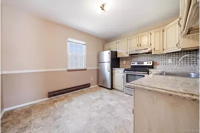 215 E Main Street #10, East Islip, NY 11730 - Photo 9