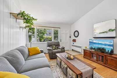 11 Park Avenue, New Rochelle, NY 10805 - Photo 5