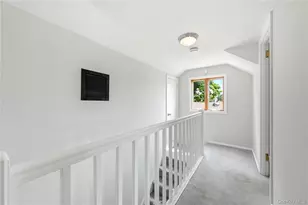 4 Flint Rd, Amityville, NY 11701 - Photo 25
