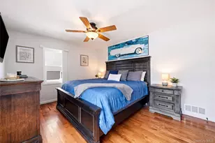 4 Flint Rd, Amityville, NY 11701 - Photo 19