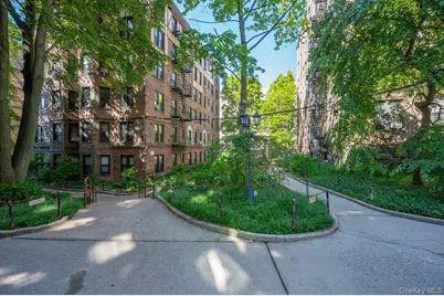 756 Brady Avenue #609, Bronx, NY 10462 - Photo 3