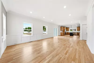 152 Jayne Avenue, Patchogue, NY 11772 - Photo 15
