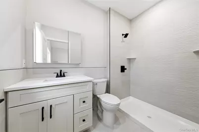 152 Jayne Avenue, Patchogue, NY 11772 - Photo 29