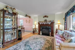 1812 Gormley Ave, Merrick, NY 11566 - Photo 15