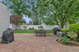 1812 Gormley Ave, Merrick, NY 11566 - Photo 31