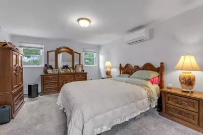 1812 Gormley Avenue, Merrick, NY 11566 - Photo 23