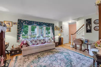 1812 Gormley Avenue, Merrick, NY 11566 - Photo 13