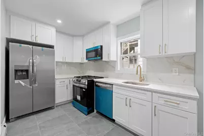 194-23 115th Avenue, Saint Albans, NY 11412 - Photo 3