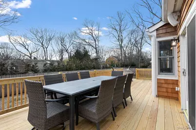 10 7th Street, East Hampton, NY 11937 - Photo 17