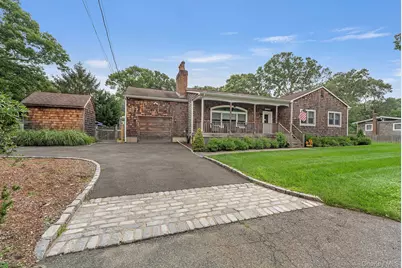 10 7th Street, East Hampton, NY 11937 - Photo 19