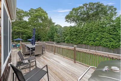 10 7th Street, East Hampton, NY 11937 - Photo 21