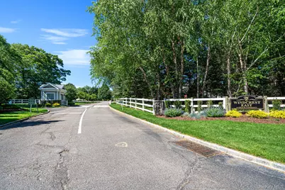 5 Green Ash Street, Calverton, NY 11933 - Photo 41