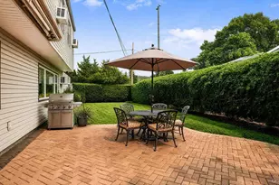 135 Southern Pkwy, Plainview, NY 11803 - Photo 21