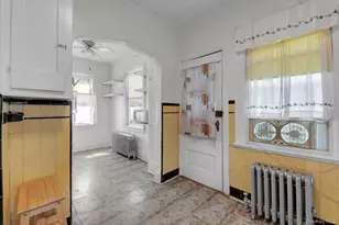 164-01 84th Ave, Jamaica, NY 11432 - Photo 5