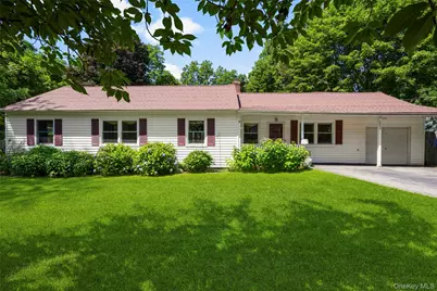 208 Woodhampton Drive, White Plains, NY 10603 - Photo 1