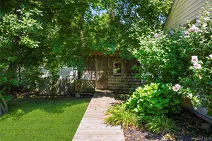 208 Wood Hampton Dr, White Plains, NY 10603 - Photo 29