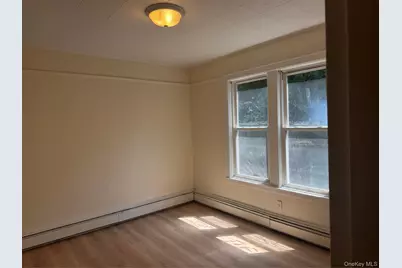 572 Warburton Avenue #2E, Hastings on Hudson, NY 10706 - Photo 5