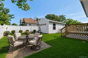 16 Marlboro Pl, Bellmore, NY 11710 - Photo 15