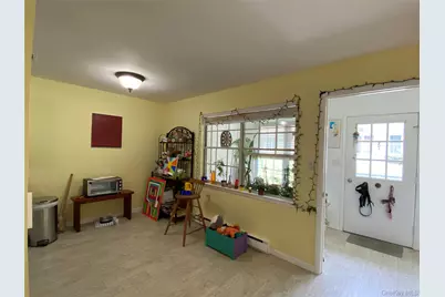 274 Berwick Court #C, Ridge, NY 11961 - Photo 9