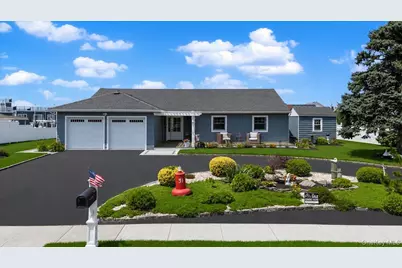 31 Shore Drive W, Copiague, NY 11726 - Photo 29