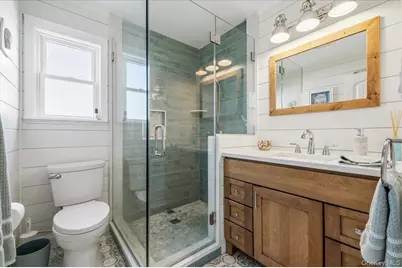 31 Shore Drive W, Copiague, NY 11726 - Photo 25
