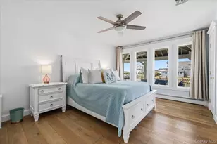 31 Shore Dr W, Copiague, NY 11726 - Photo 23
