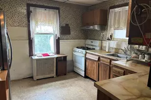 225-24 105th Ave, Queens Village, NY 11429 - Photo 19