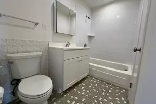 165 Manorhaven Blvd, Port Washington, NY 11050 - Photo 15