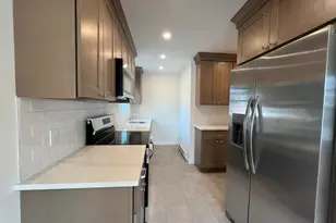 165 Manorhaven Blvd, Port Washington, NY 11050 - Photo 7