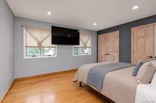 2489 Aron Dr W, Seaford, NY 11783 - Photo 9