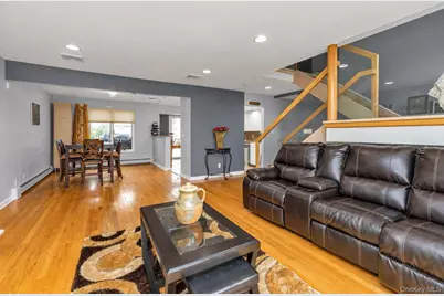 2489 Aron Drive W, Seaford, NY 11783 - Photo 3