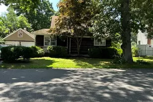 46 McGaw Ave, Lake Grove, NY 11755 - Photo 3