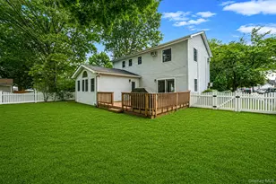 751 Fillmore Rd, East Meadow, NY 11554 - Photo 23