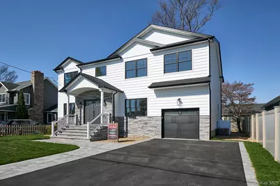 104 Maeder Avenue, Merrick, NY 11566 - Photo 33