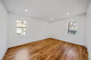 8 Rockaway Ave, Westbury, NY 11590 - Photo 11