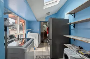 960 E 221st St, Bronx, NY 10469 - Photo 27