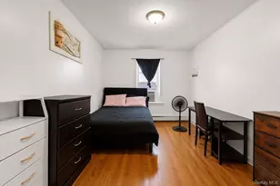 960 E 221st St, Bronx, NY 10469 - Photo 15