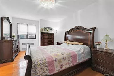 138-25 31 Drive #6L, Flushing, NY 11354 - Photo 7