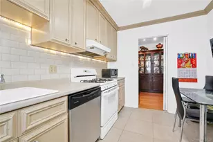 138-25 31st Dr, Flushing, NY 11354 - Photo 11